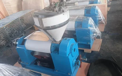 WREN SCREW OIL PRESS MACHINE WRN-105